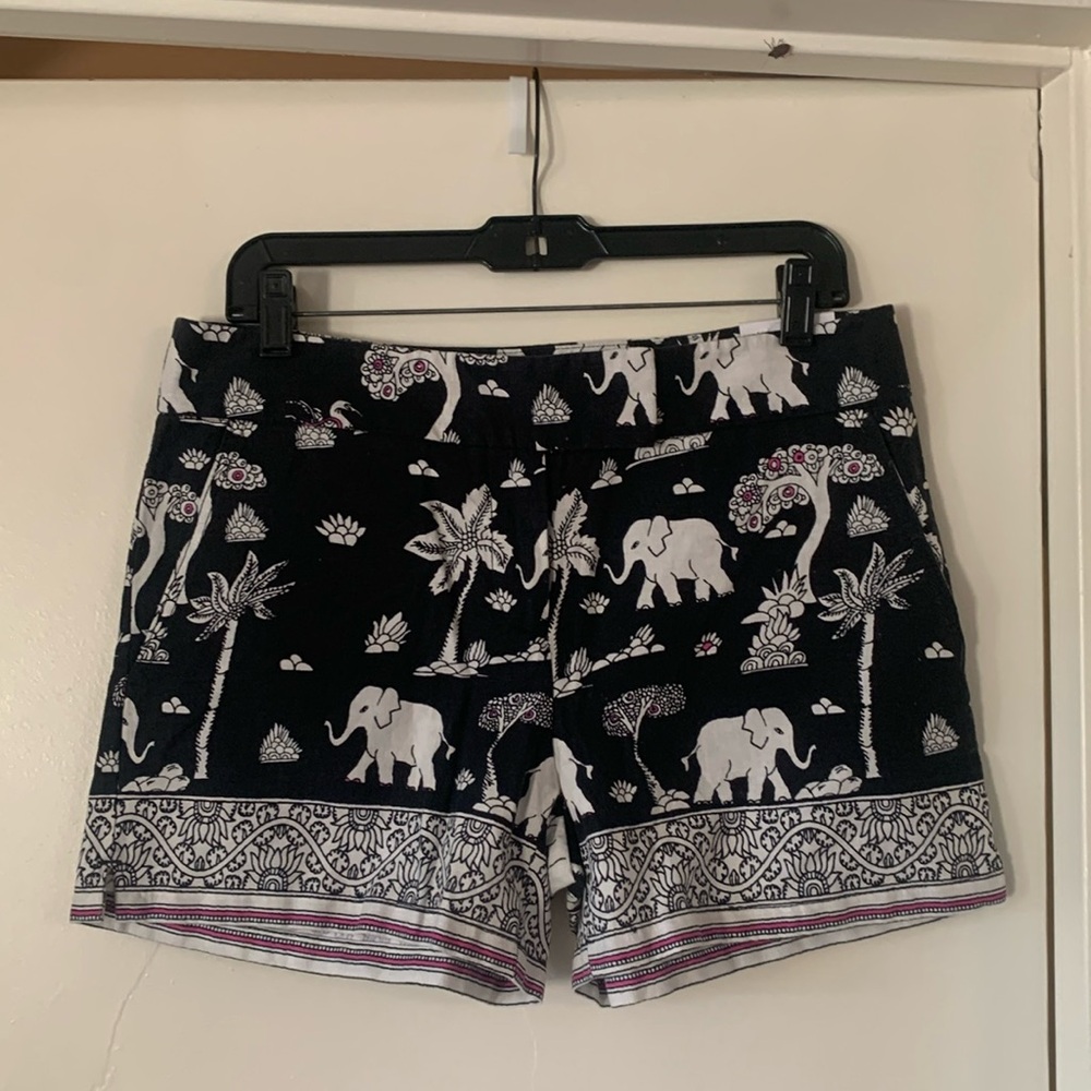 NWT Loft Riviera Shorts Elephant and Tree Print Size 4